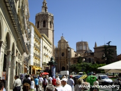 Valencia - sullo sfondo la cattedrale